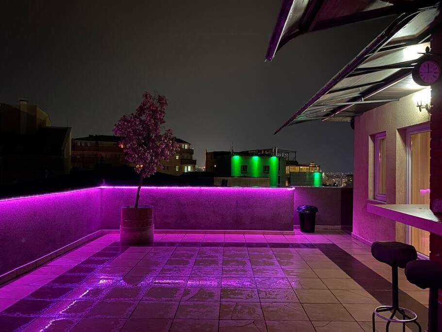 Siera'S Penthouse Daire Priştine Dış mekan fotoğraf